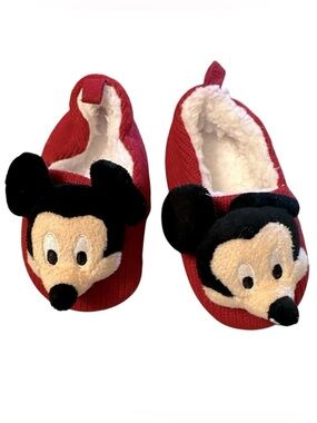 Disney Junior slippers with rattles in head size 12-18 months